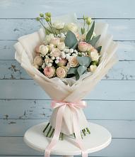 Букет цветов из:  Розы и Лизиантусы #REPLACE_PRED# Ольховатке