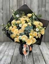 Букет цветов из:  Розы и Лизиантусы #REPLACE_PRED# Ольховатке