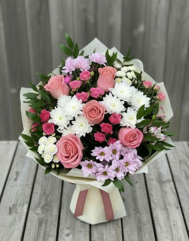 Букет цветов из: Альстромерии, Гвоздики, Розы и Хризантемы в Ольховатке