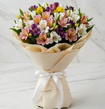 Букет цветов из:  Альстромерии в Ольховатке