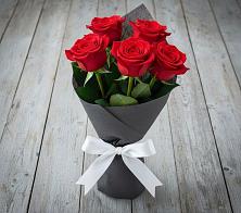 Букет 5 Красных роз Эдлесс Лав #REPLACE_PRED# Ольховатке