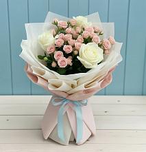 Букет цветов из:  Розы в Ольховатке