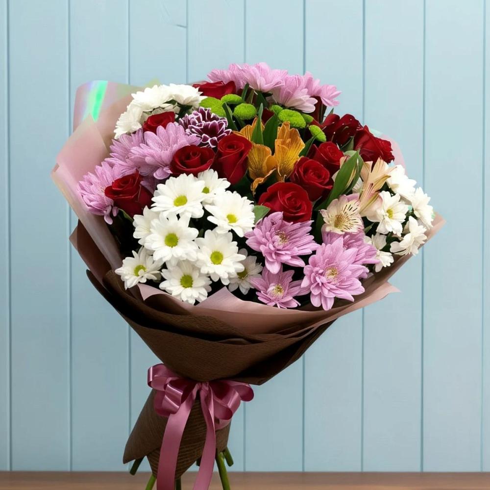 Букет цветов из: Розы, Хризантемы и Альстромерии в Ольховатке
