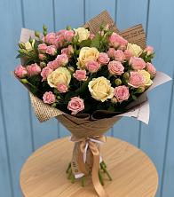 Букет цветов из:  Розы в Ольховатке