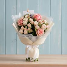 Букет цветов из:  Розы в Ольховатке